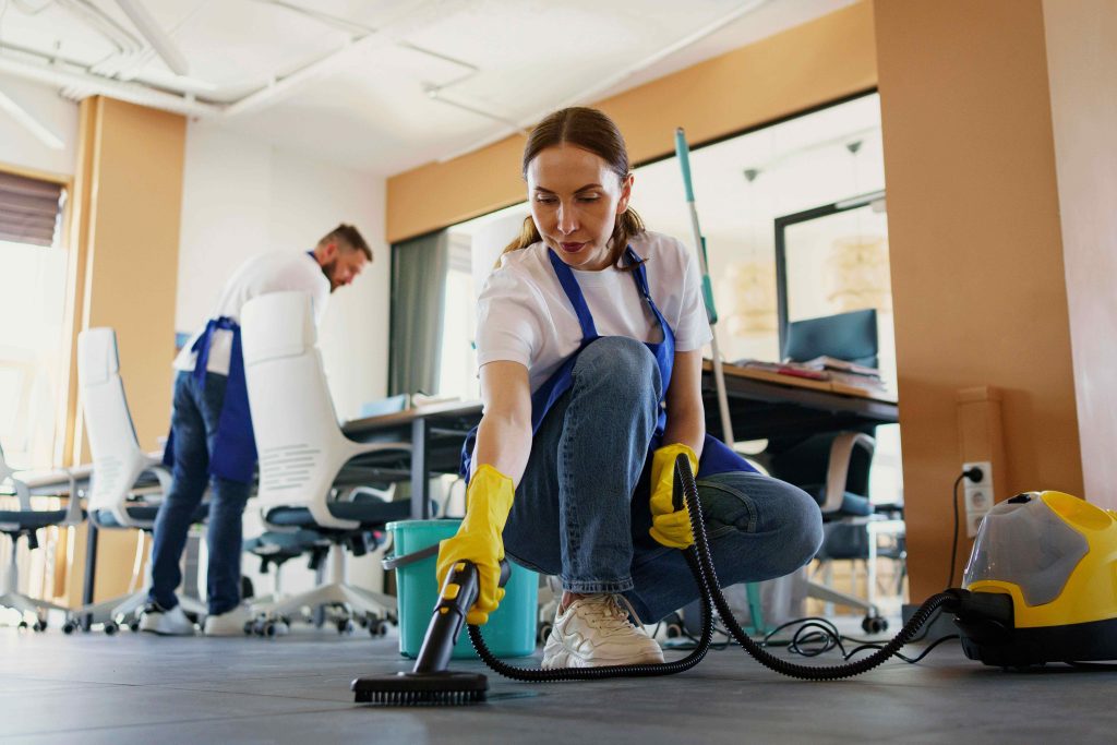 Commercial office cleaning and maintenance